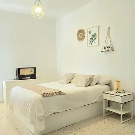 Seaview Apartment, Playa Chica, Gaviotas, 311 * سانتا كروز دي تينيريف