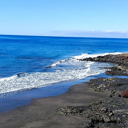 Seaview Apartment, Playa Chica, Gaviotas, 311 * سانتا كروز دي تينيريف