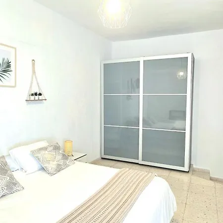 Lejlighed Seaview Apartment, Playa Chica, Gaviotas, 311 Santa Cruz de Tenerife